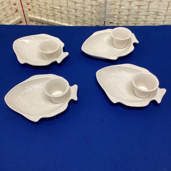 Vintage fish plates with tartar bowls, mid-century collectible dinnerware.