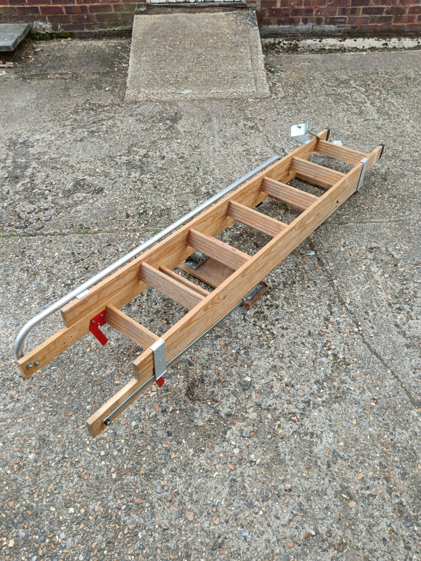1143 Heavy duty wooden loft ladder
