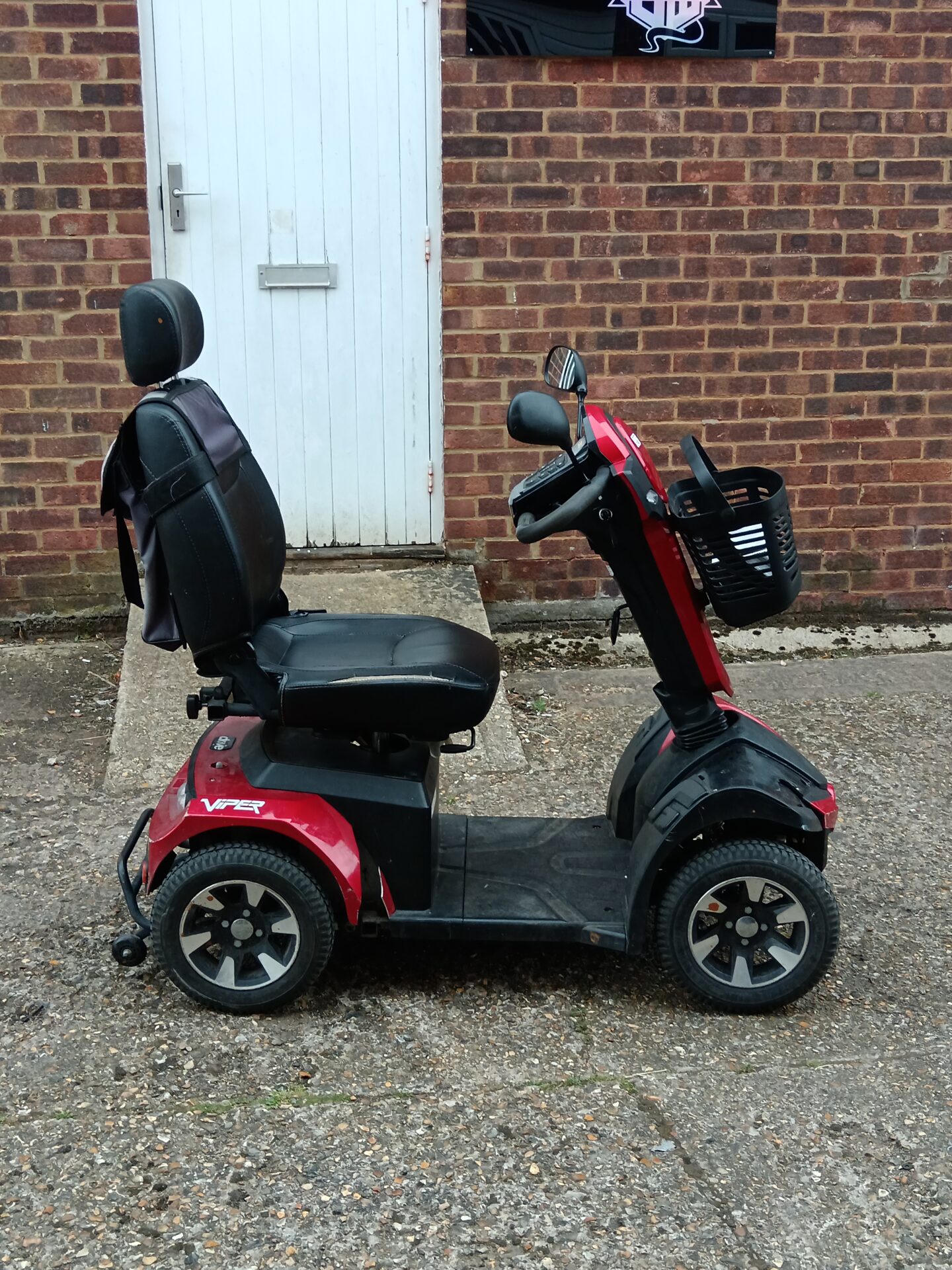 1190 Drive viper mobility scooter working with charger