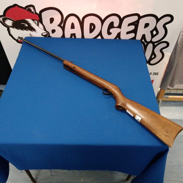 Vintage BSA Cadet Major .177 air rifle in used condition.