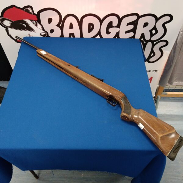 Vintage German Mod 50 air rifle with wooden stock.