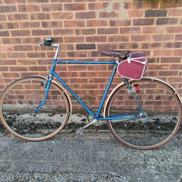 Vintage Rudge Special Racer bicycle in a classic blue finish.