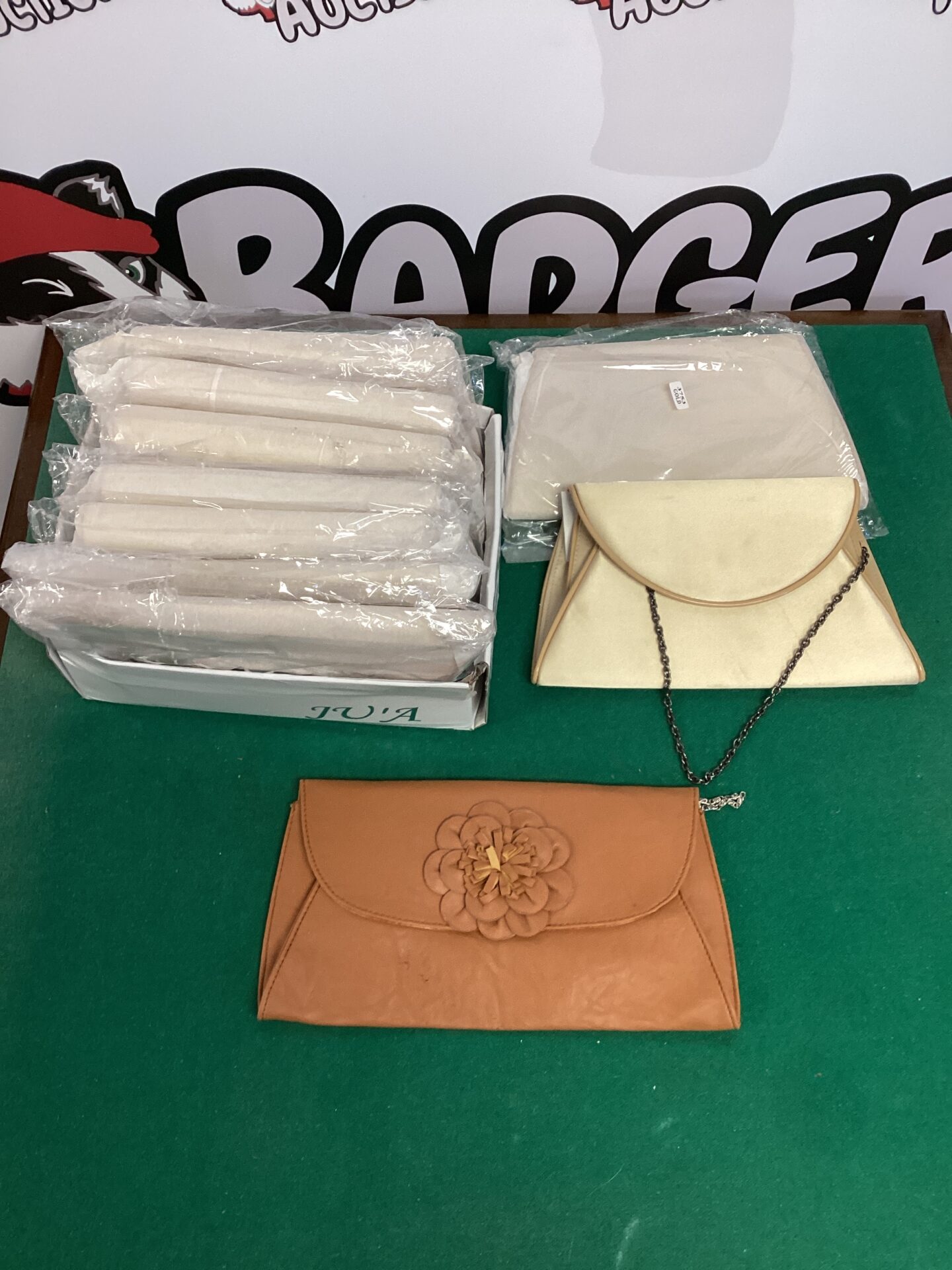 473 Ten new ladies clutch bags