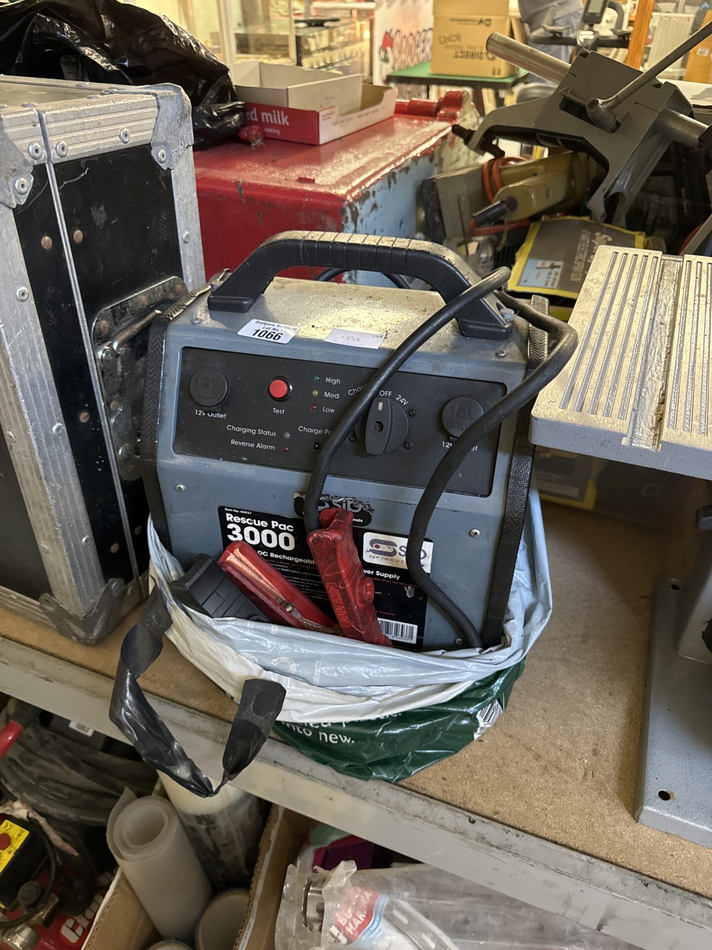 1066 Sip industries rescue pac 3000 jump starter pack