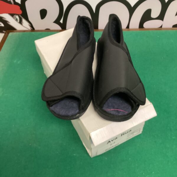 Ava Rua size 3 shoes with velcro fastenings for easy wear.