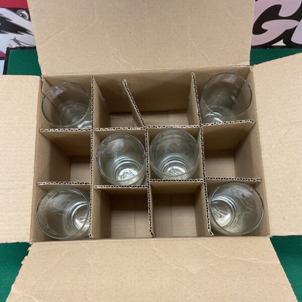 Lot of six Budweiser pint glasses for beer lovers.