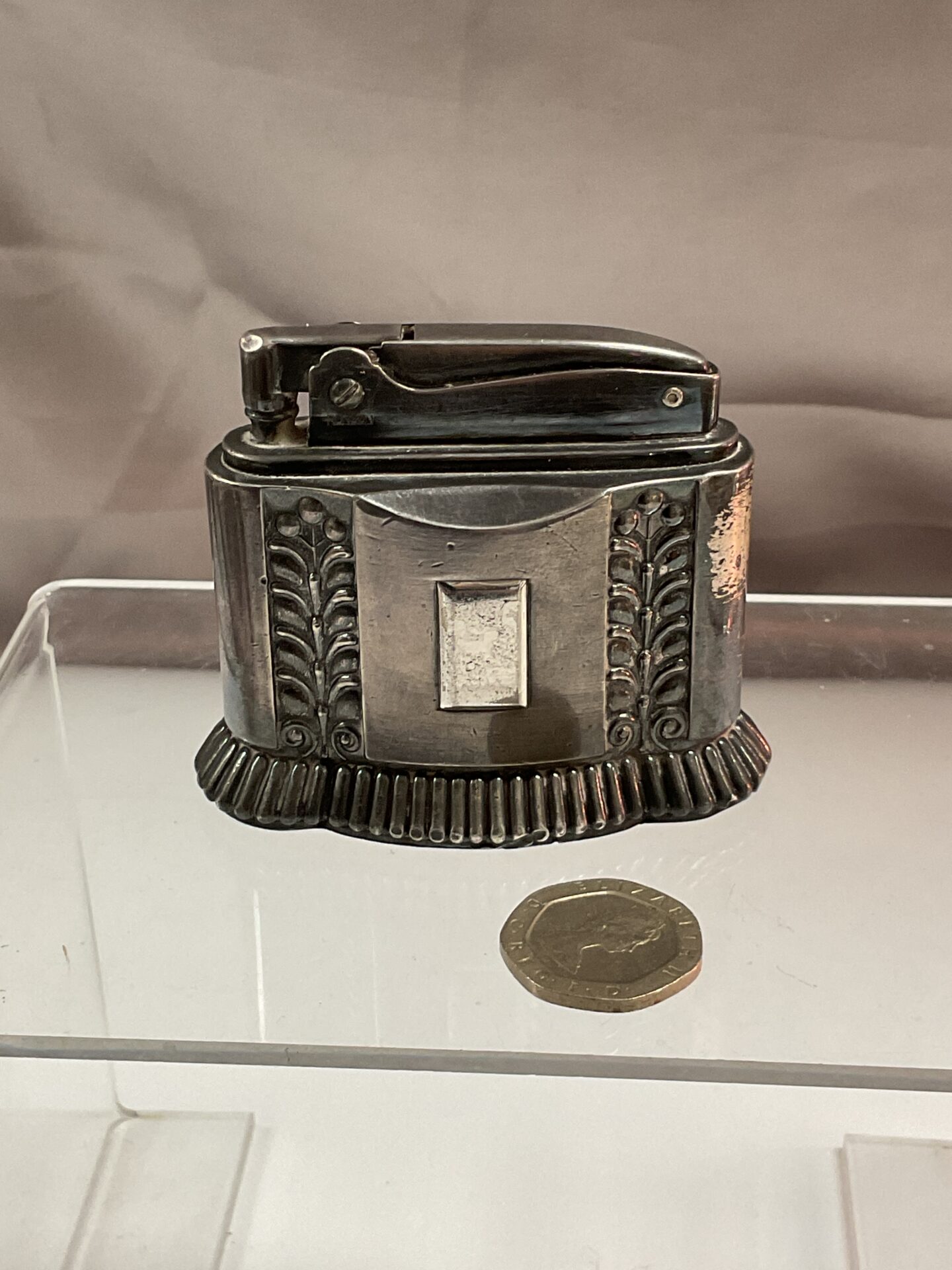 791 Vintage Ronson Diana Silver Plate Table Lighter