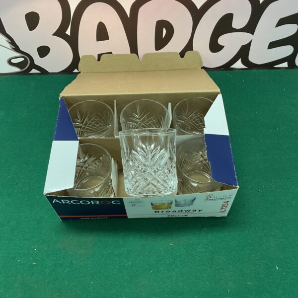 Vintage Arcoroc Broadway whiskey glasses with cut crystal detail.
