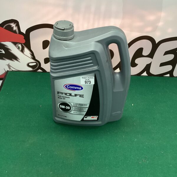 Comma 5w-30 oil container, 5 litre engine lubricant.