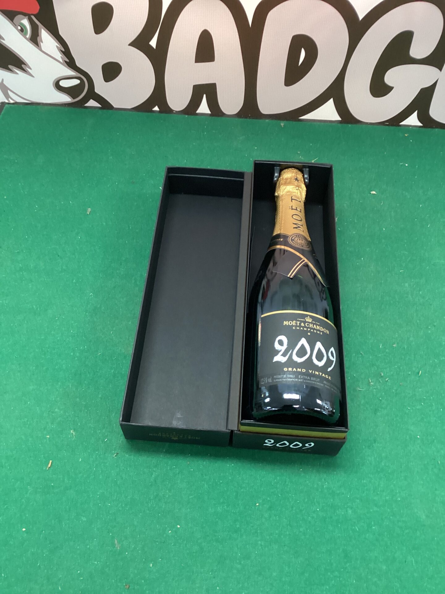 938 Moet Chandon 2009 Champagne In presentation case