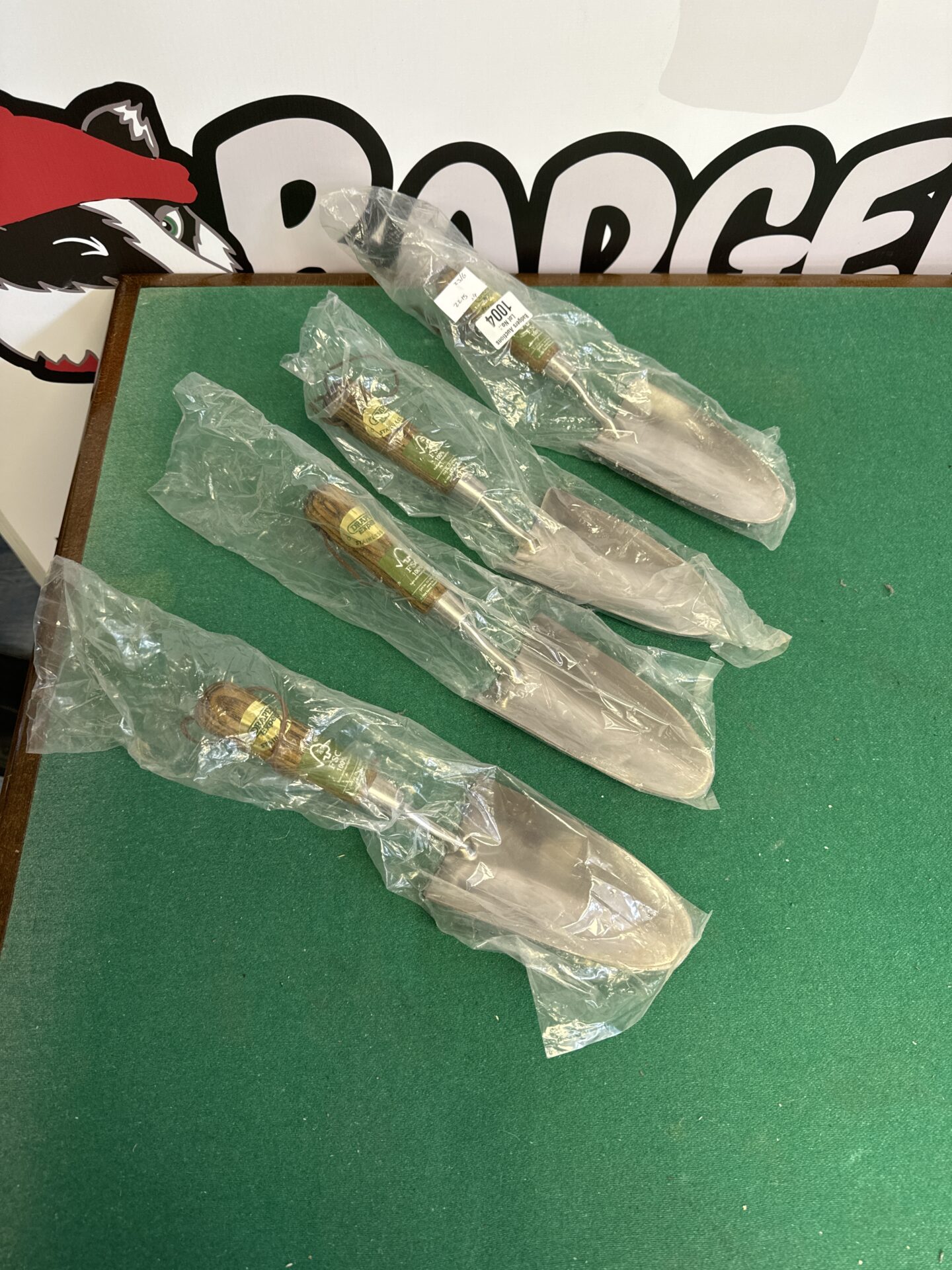 1004 Four new draper expert garden trowels