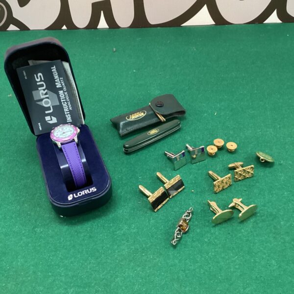 Lorus ladies watch bundle with cuff links and Land Rover knife.