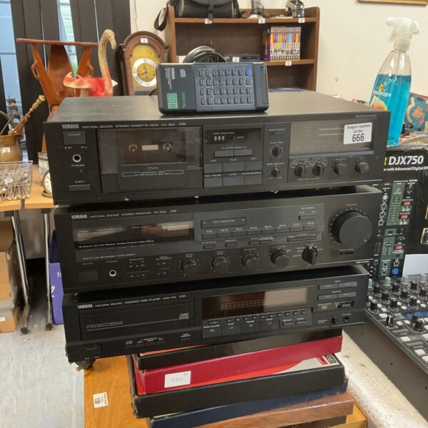 Vintage Yamaha KX-300 cassette deck and RX-530 receiver, classic 1980s hi-fi.