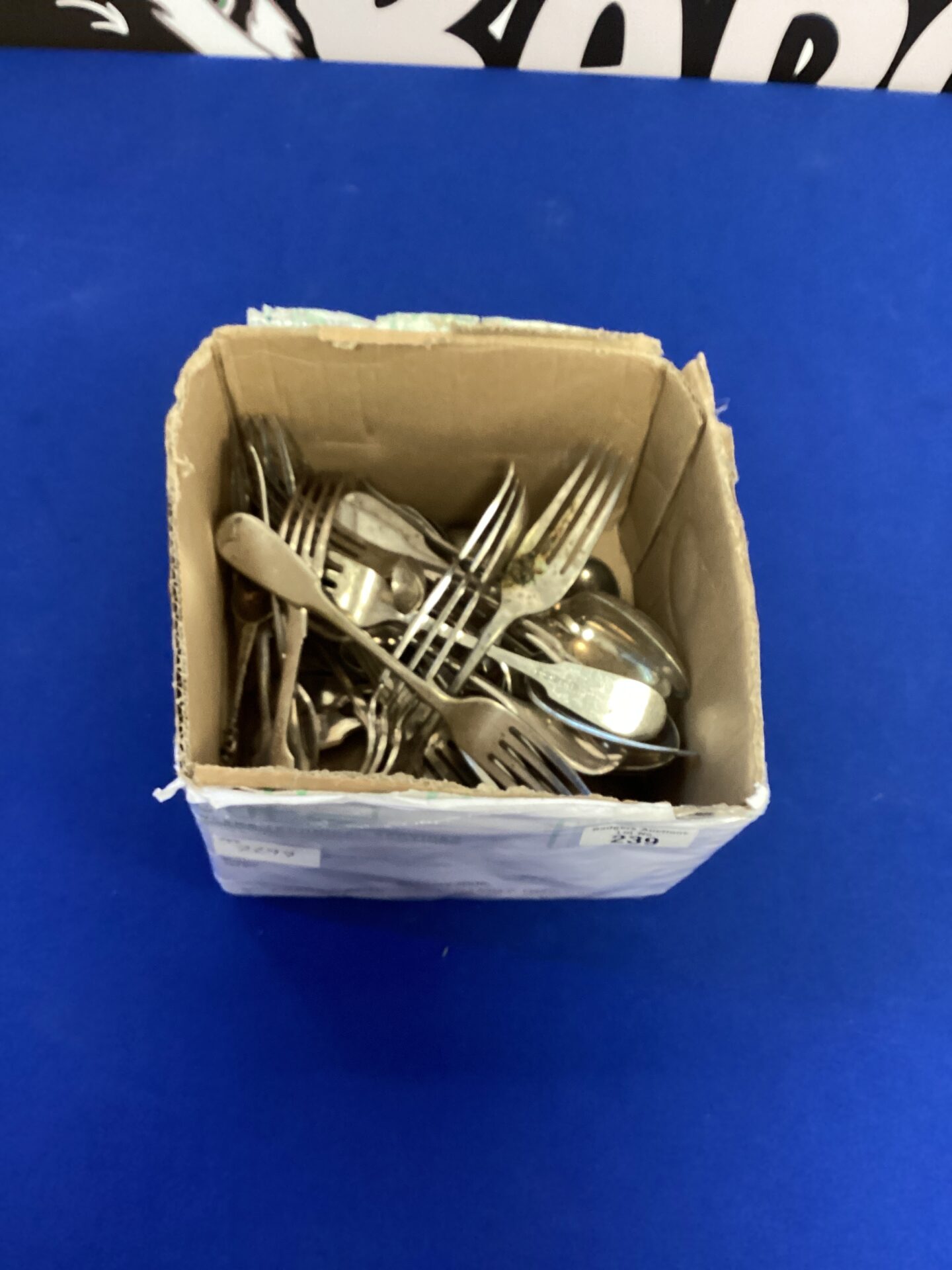 239 Box of vintage silverplate cutlery