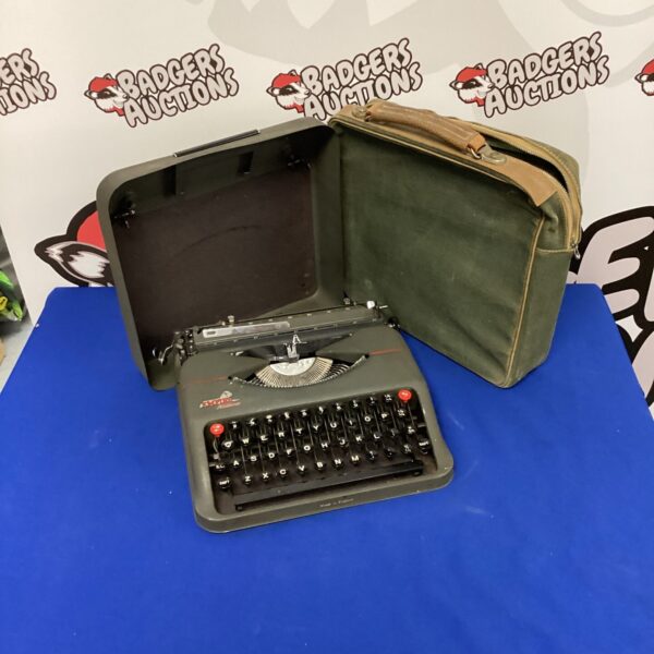 Vintage Europa Aristocrat typewriter in black, a collectible antique.