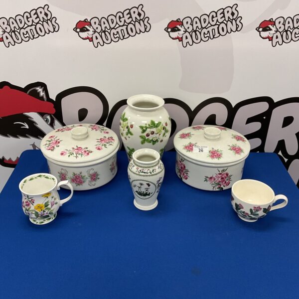 Vintage Portmeirion botanical pottery sugar bowl and milk jug collection.