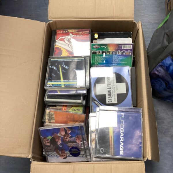 Large collection of CDs in jewel cases, music lot.