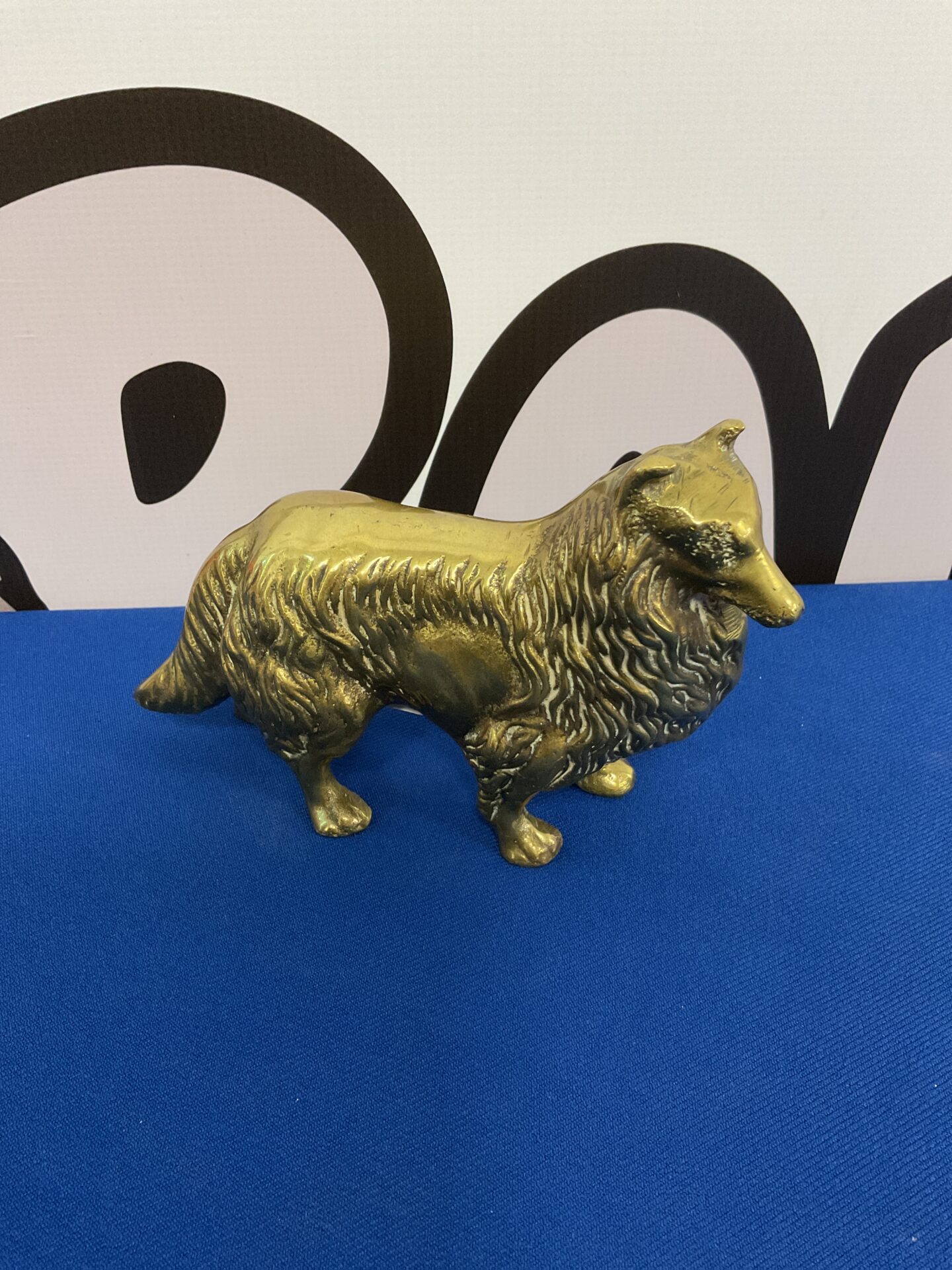 046 Vintage Heavy brass collie dog