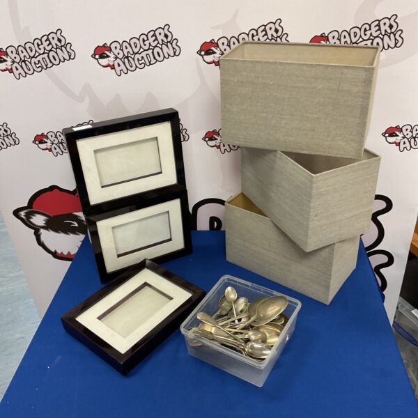 Empty picture frames, lampshades, and cutlery lot for collectors.