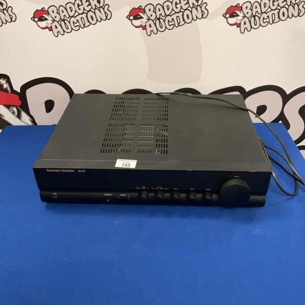 Vintage Harman Kardon HK610 stereo amplifier front view.