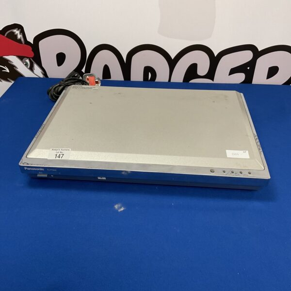 Vintage Panasonic TU-PT600 TV box receiver for home entertainment.