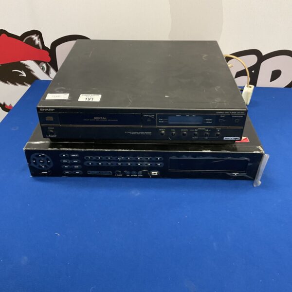 Vintage Sharp DX-450 CD player in used condition.