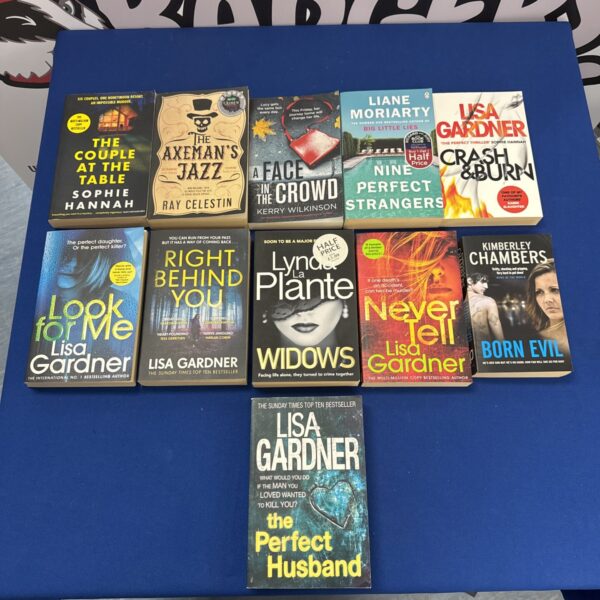 Lot of contemporary fiction books including thrillers and mysteries.