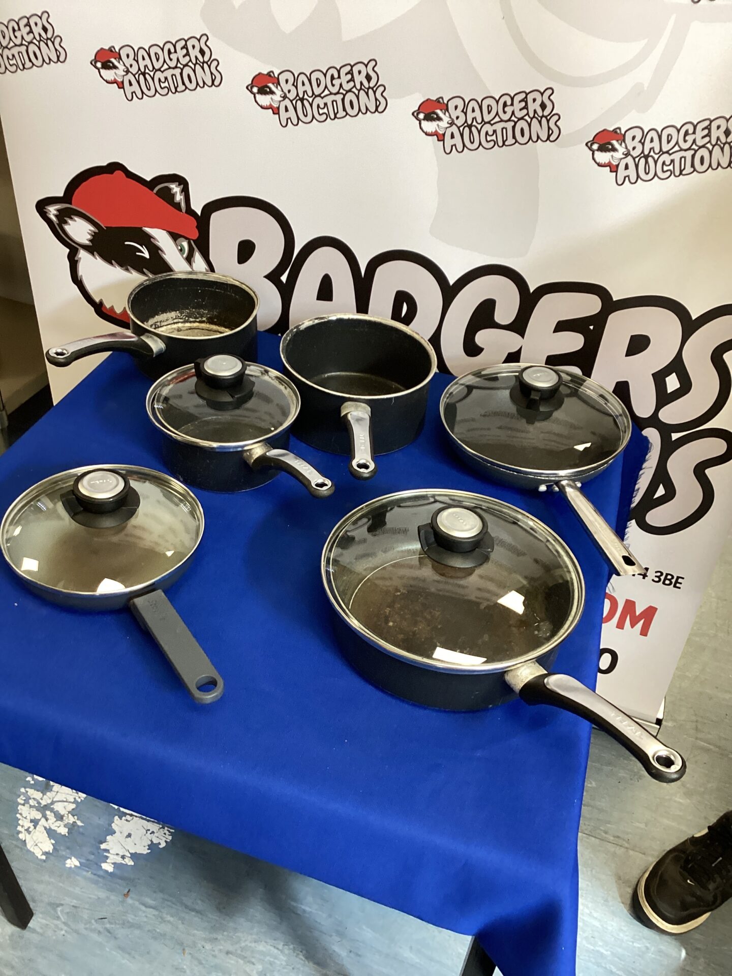 461 Set of Tefal Pans