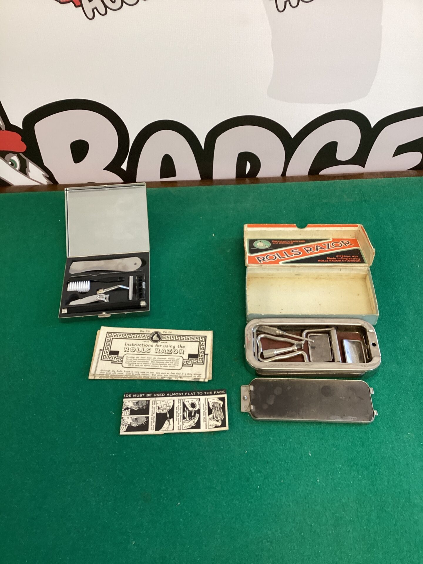218 Two gents razor sets inc vintage rolls razor