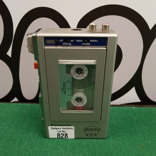 Vintage Panasonic Rq-j6 cassette player in used condition.