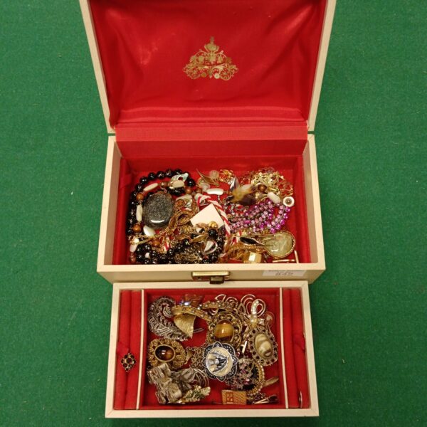 Vintage costume jewellery lot in a two-stage box.