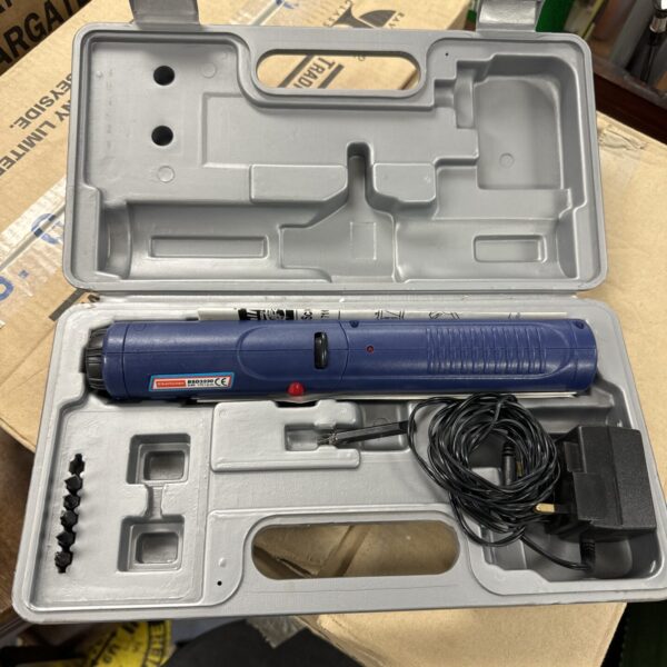 Vintage Challenge BSD3230 electric screwdriver in plastic case.