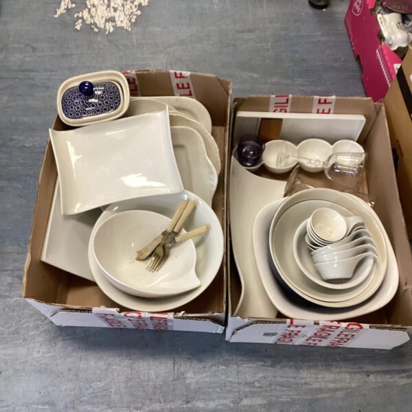 Mixed lot of white kitchenware including bowls and serving dishes.