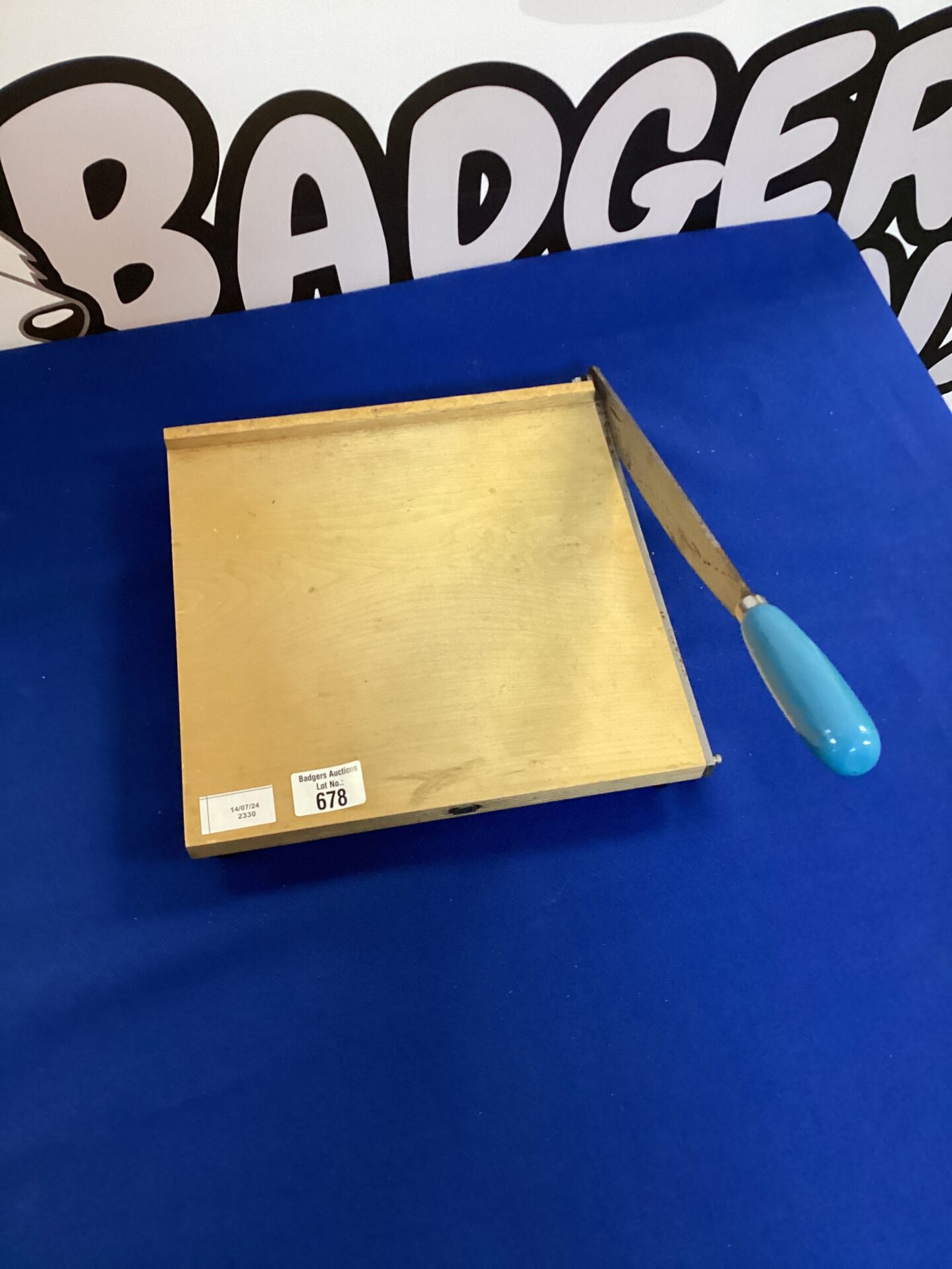 678 A4 paper cutter