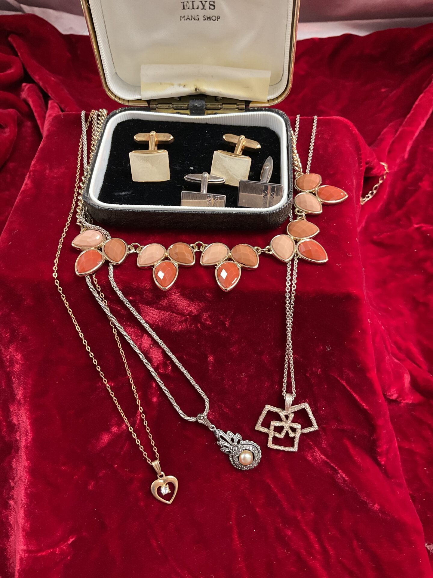 912 four necklaces Inc silver and two pairs Cufflinks Inc silver