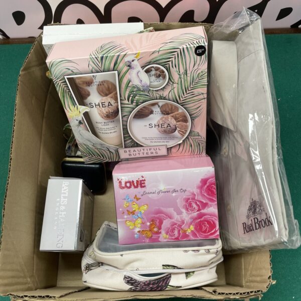 Baylis & Harding gift set with body wash and shea butter products.