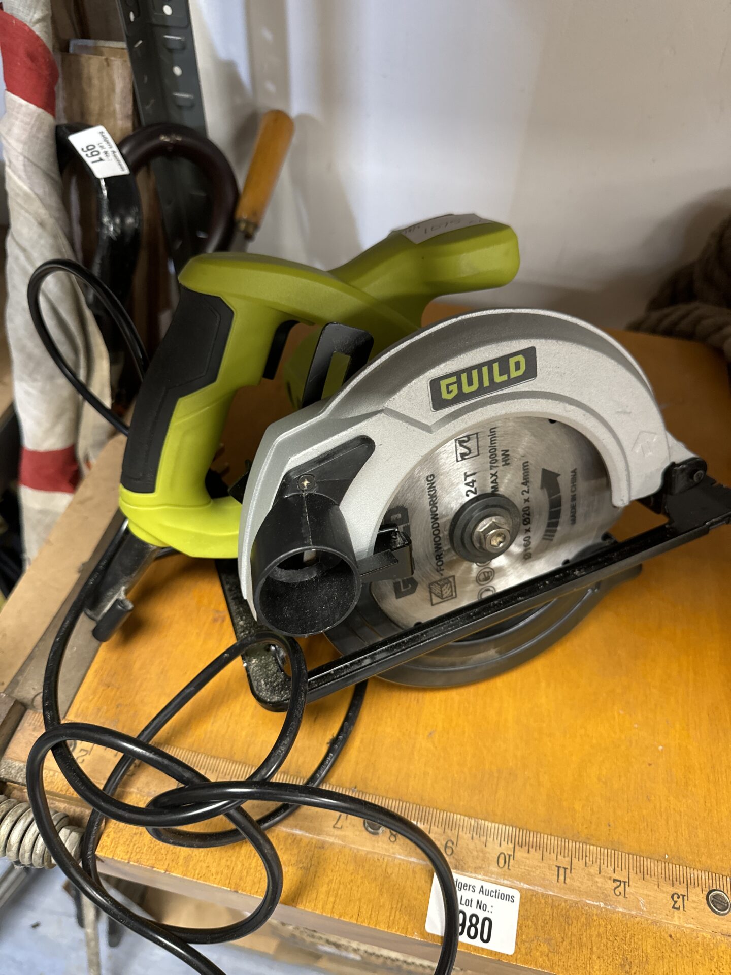 1000 Guild psc160gl circular saw – working