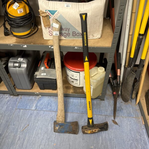 Lot of two Roughneck axes for wood splitting and garden work.