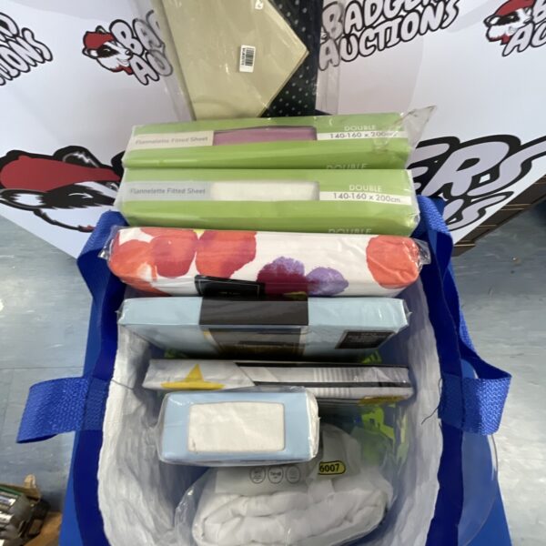 Mixed lot of new bed sheets including Sleep and Dream and Meradiso brands.