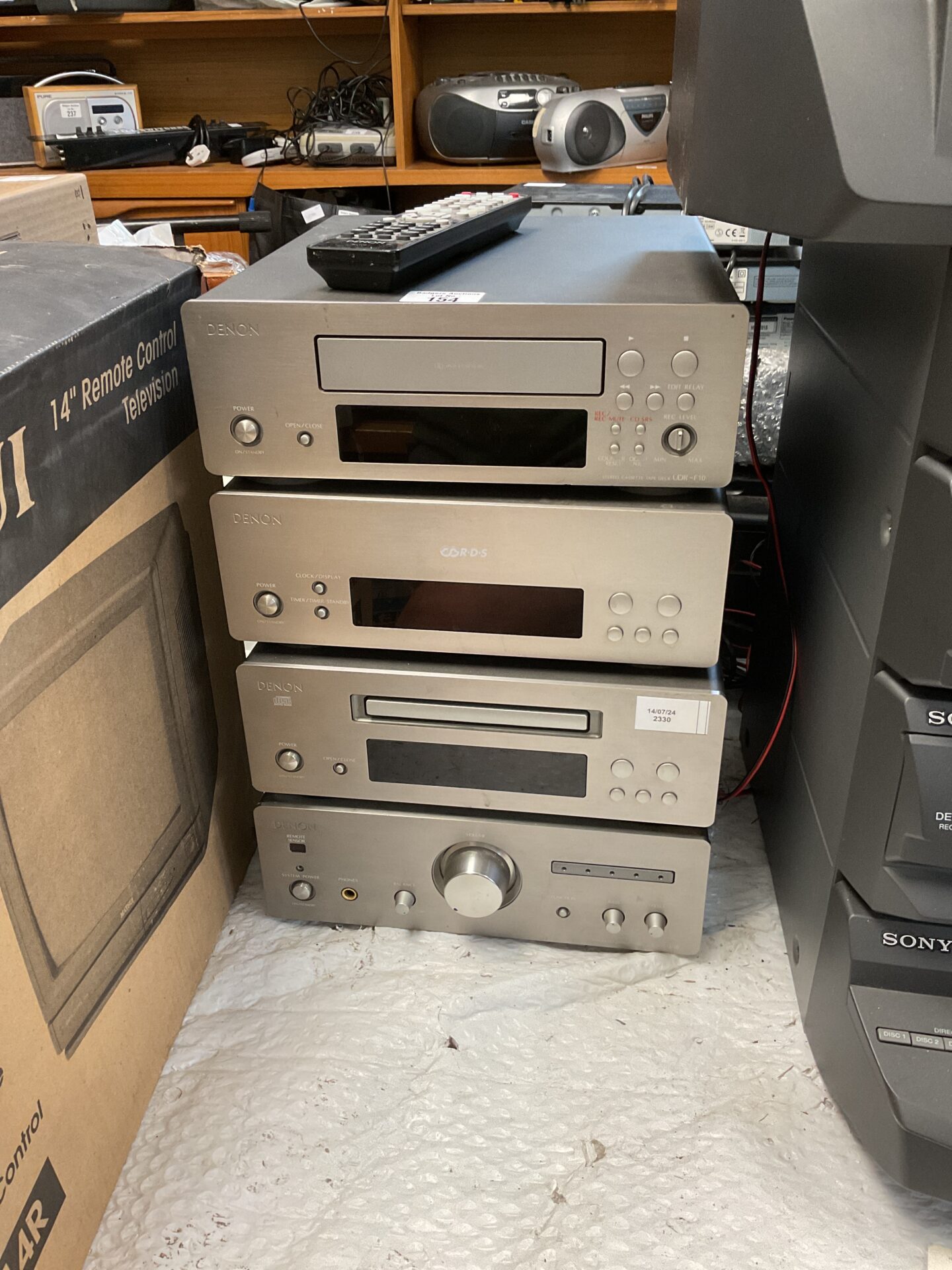 154 Denon CD cassette radio system HiFi