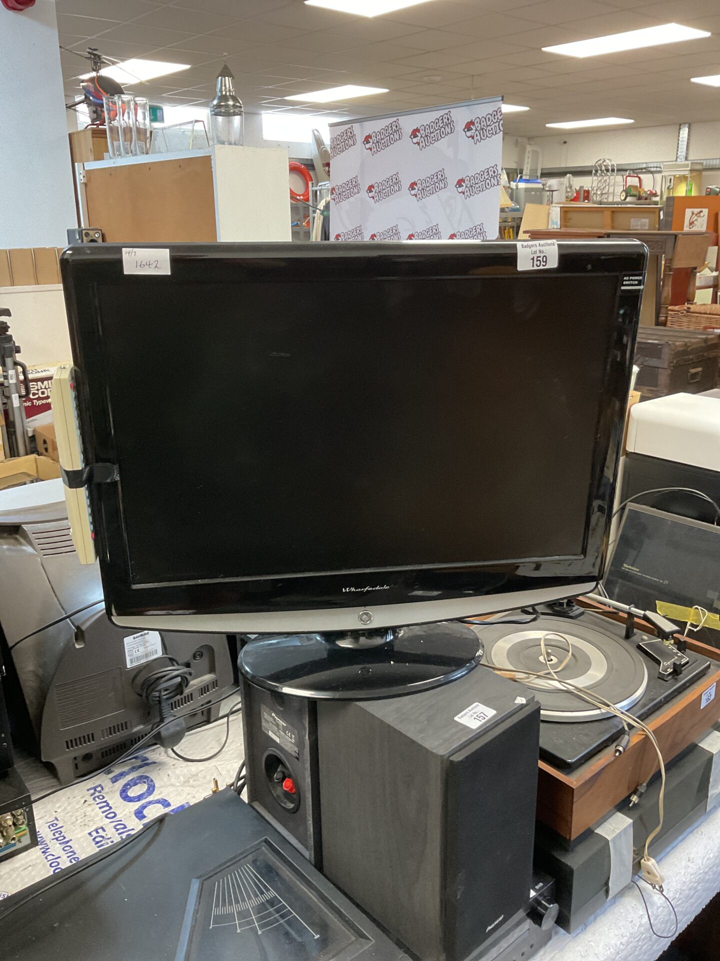 134 Wharfedale TV 21” with integrated DVD Player