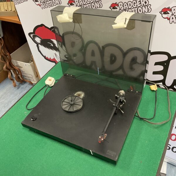 Vintage Rega turntable in used condition, missing platter.