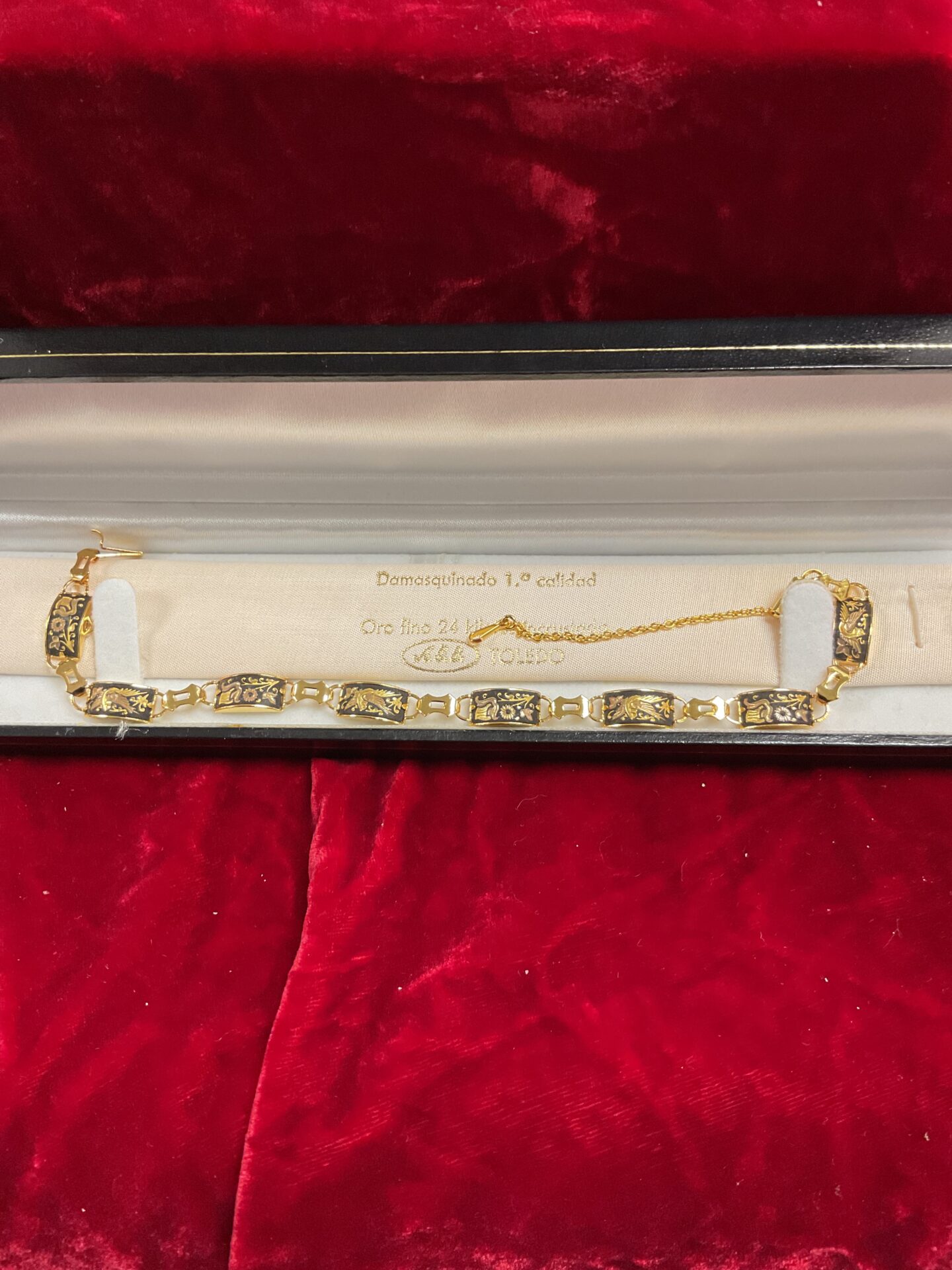 928 boxed as new toledo 24ct gold plated bracelet