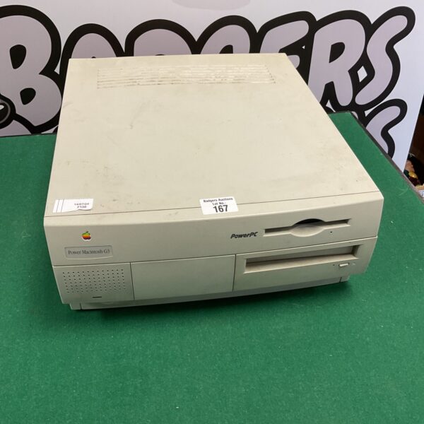 Vintage Apple Power Macintosh G3 desktop computer from the 1990s.