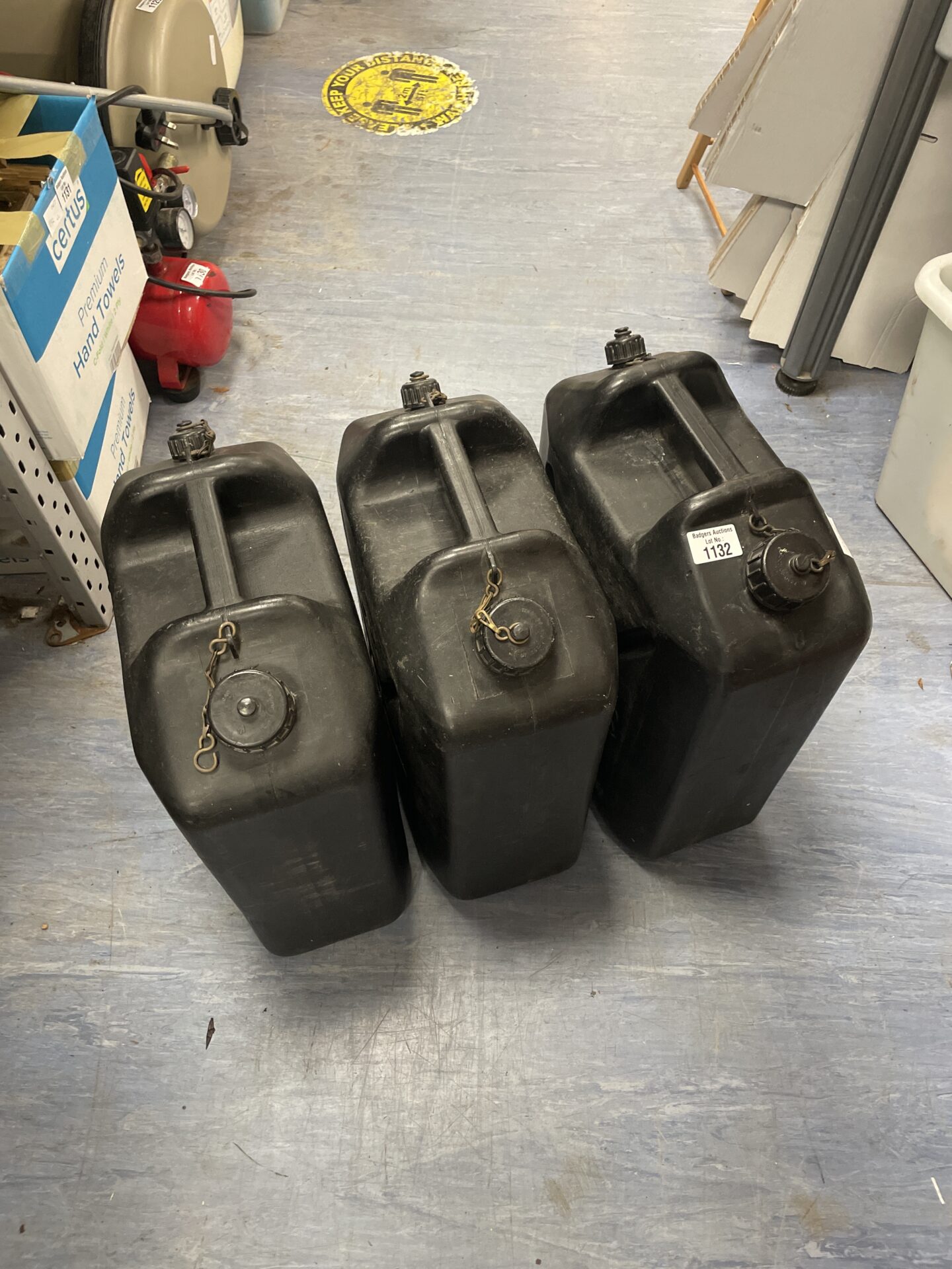 1132 3 empty jerry cans