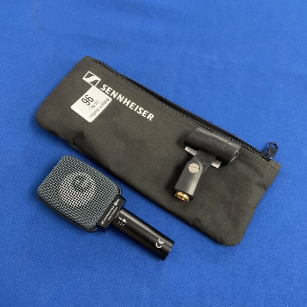 Sennheiser e906 dynamic microphone, close-up view.