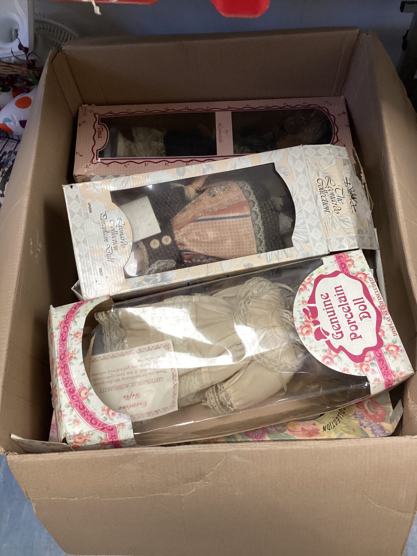 498 Box of dolls inc leonardo dolls