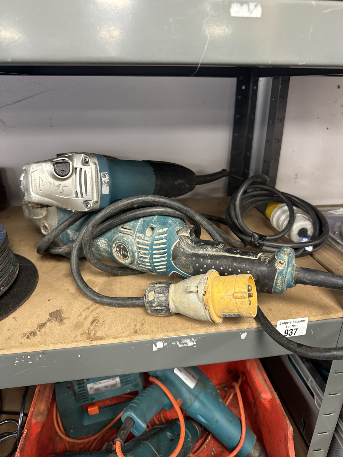 937 Two Makita 110v angle grinder bodies – untested