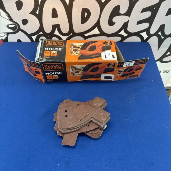 Black & Decker Mouse Nibbler with spare cutting pads.