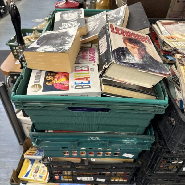 Lot of vintage music biography books including John Lennon and Mick Jagger.